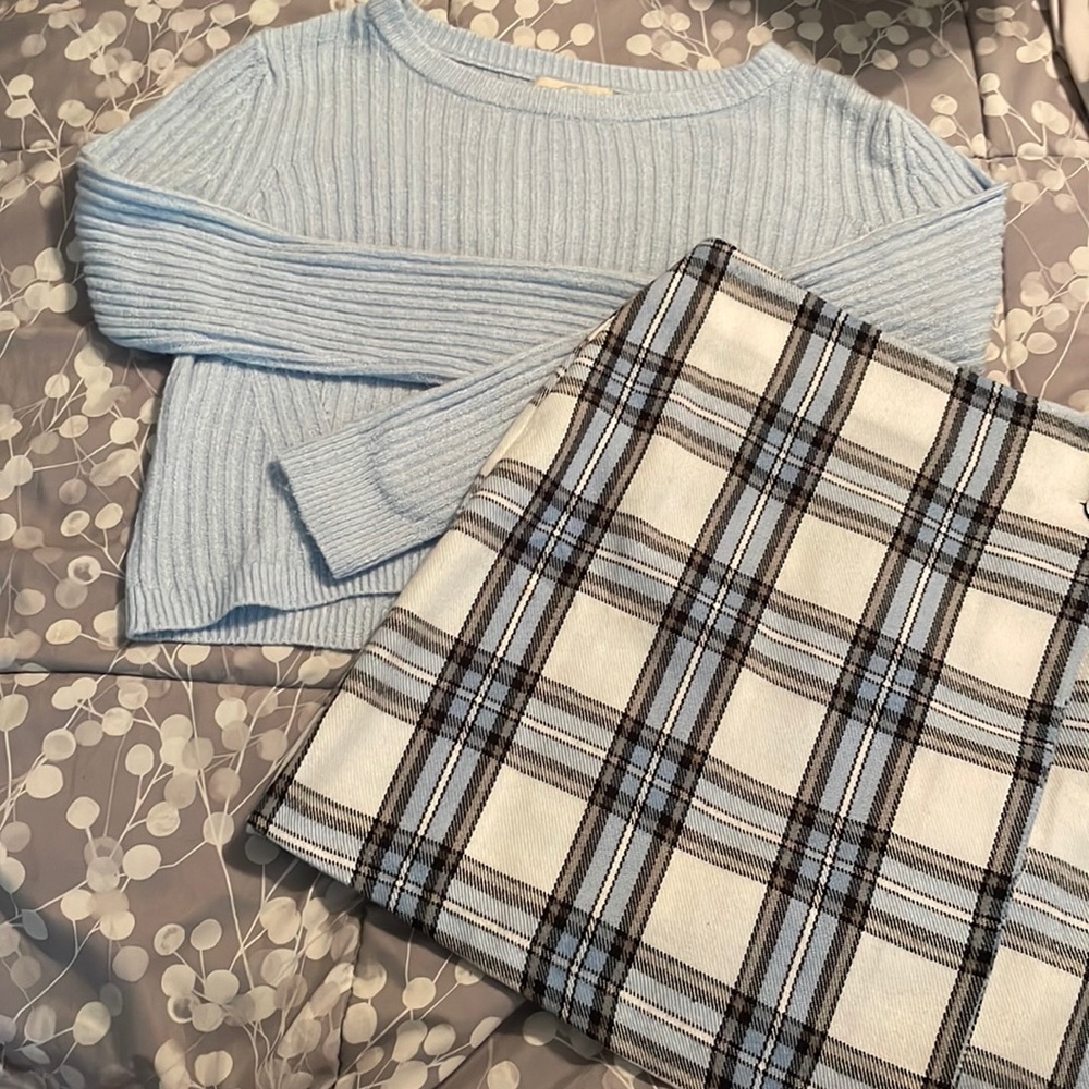 skirt and top are from Francesca’s.  skirt is a XS and sweater is a S.